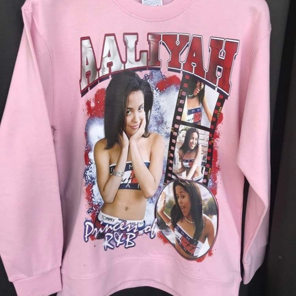 Pink Aaliyah crewneck sweatshirt